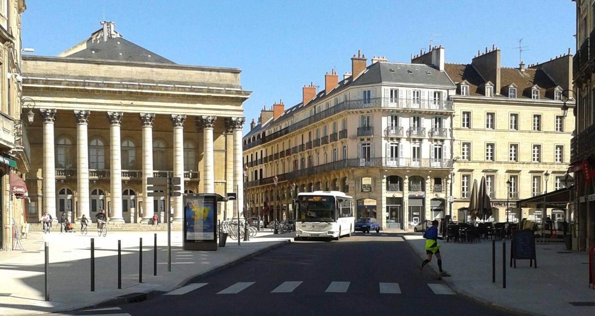 Theatre 12 - Dijon Hyper Centre Appartement T2 Face Musee, Monuments Et Restaurants المظهر الخارجي الصورة